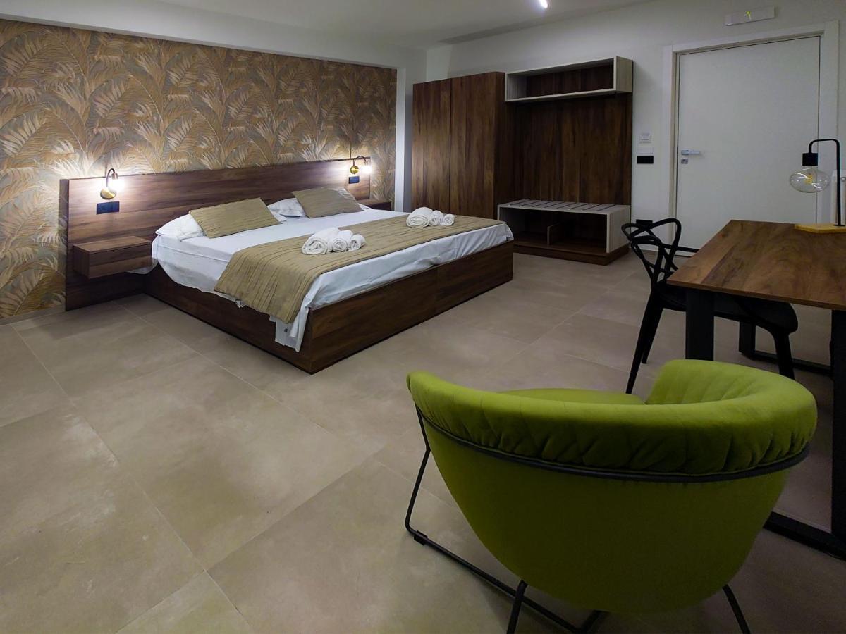 Don Turi - Charming Room Giardini Naxos Luaran gambar